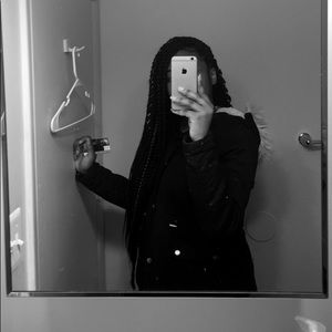 Meet your Posher, Brianna